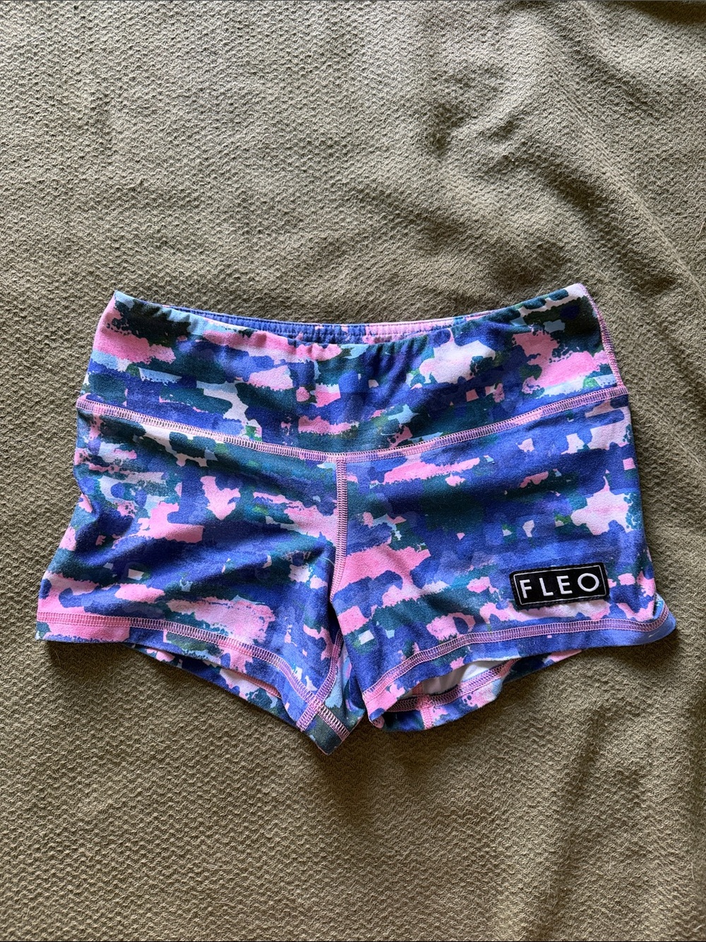 Fleo Shorts | Size: S